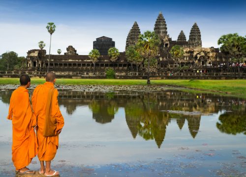 Discovering Angkor Empire and Floating Village in 2 Days