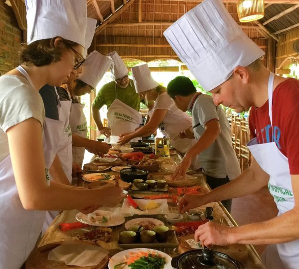 Cam Thanh Cooking Class & Monkey Mountain Exploration with Marble Mountains and Am Phu Cave