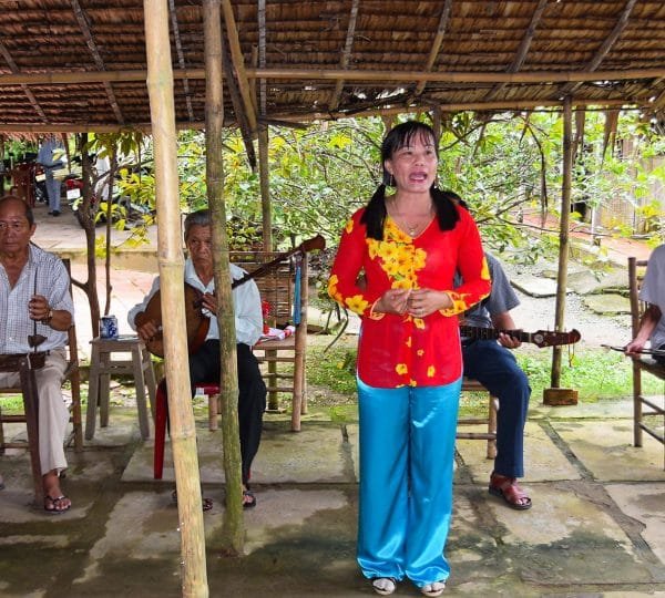 Southern Vietnamese folk music